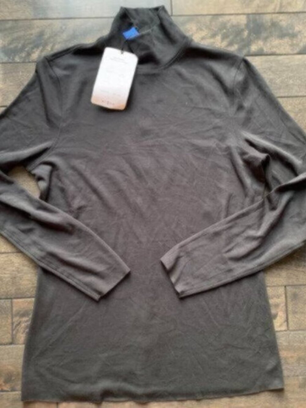 Kit and Ace Upgrade Turtleneck - new with tags